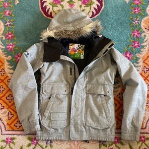 Burton dry ride snow or ski jacket with fur hood
